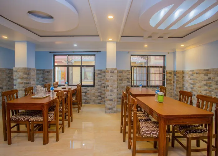 Oyo 273 Rara Palace